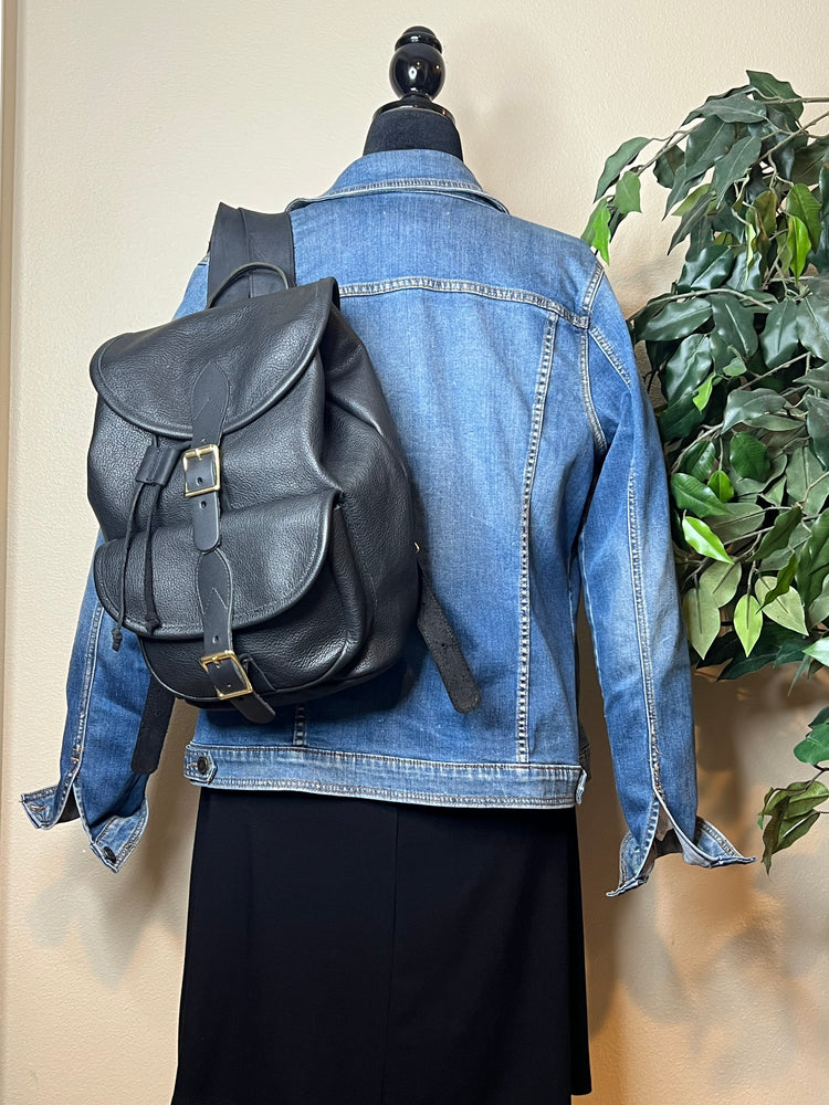 Trailblazer Leather Medium Backpack - Black