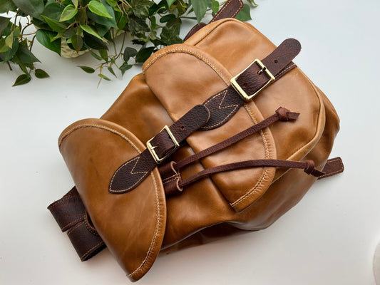 Trailblazer Leather Medium Backpack - Tan/Dark Brown